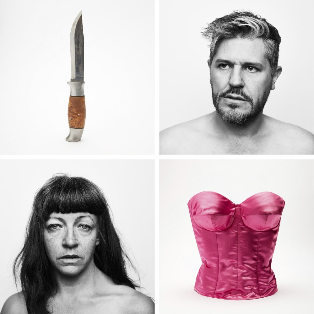 Rebus: Kniv + man + korsett + kvinna