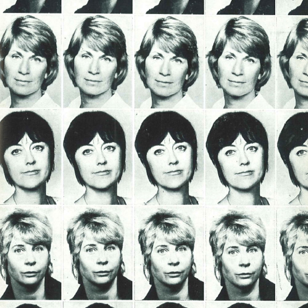 fem porträtt av fem kvinnor