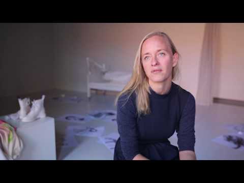 Regissören Sara Cronberg presenterar En annan värld